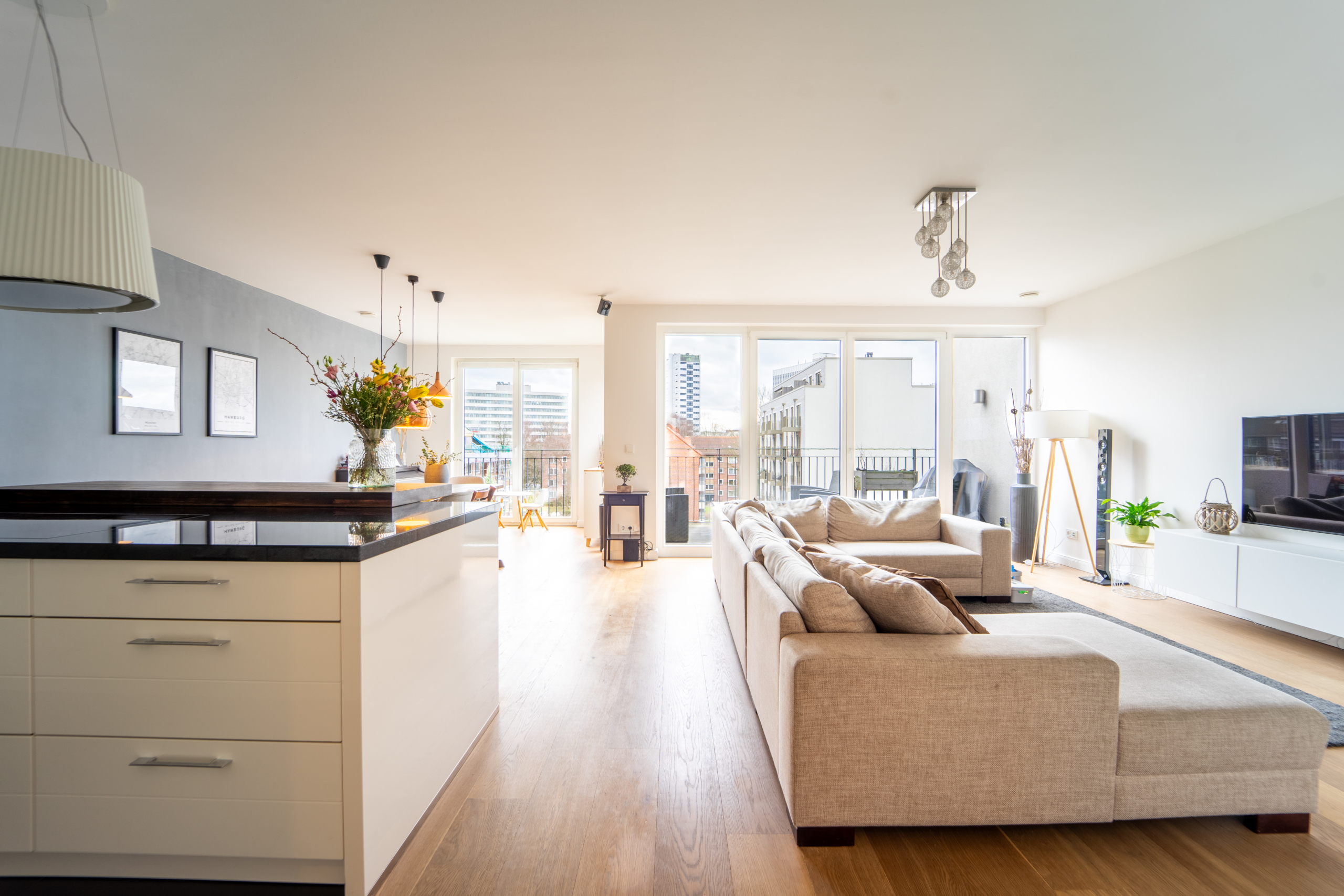 Wohn- Essbereich mit Balkon und südausrichtung