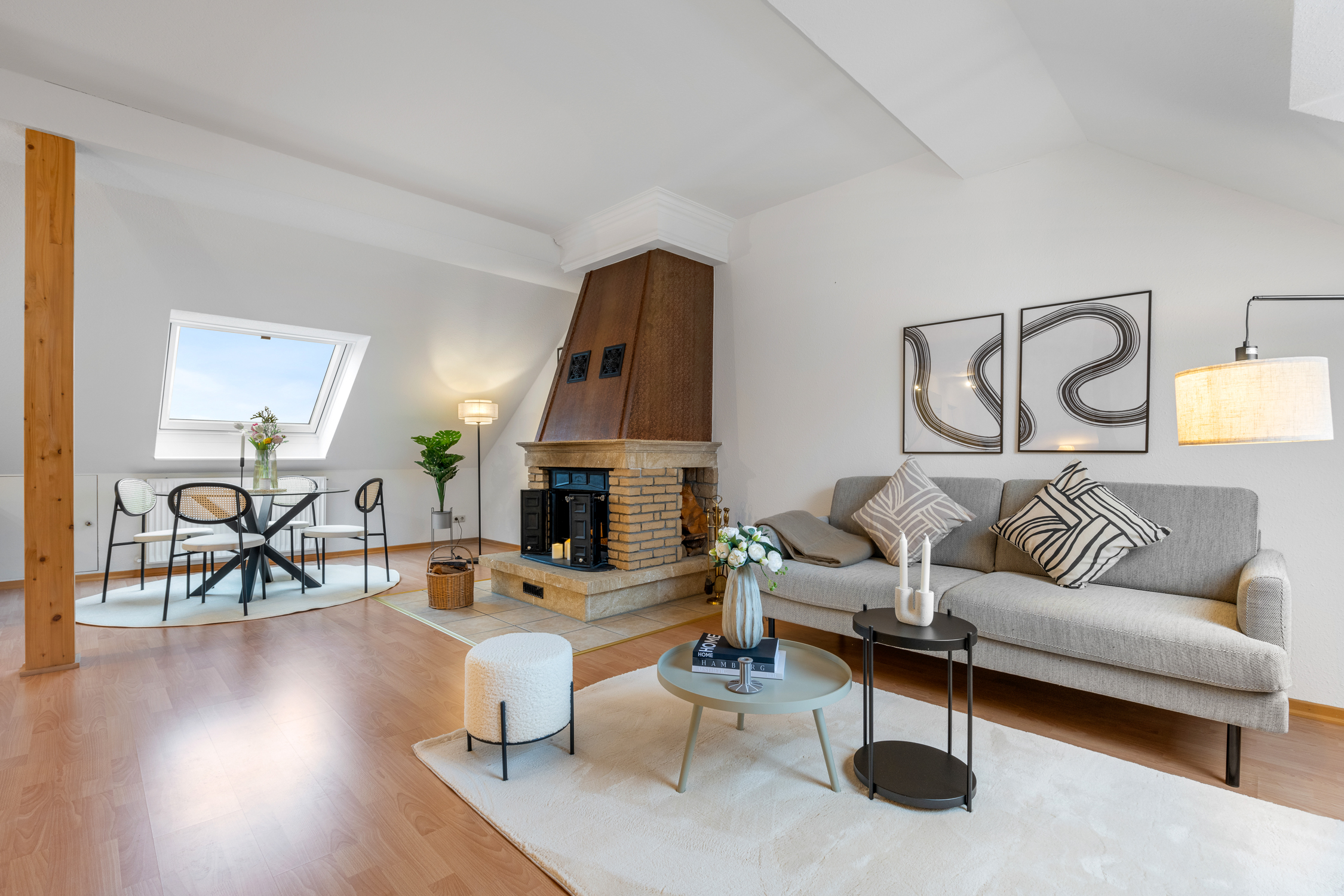 Eimsbüttel Eigentumswohnung Wohn Essbereich Kamin homestaging interior