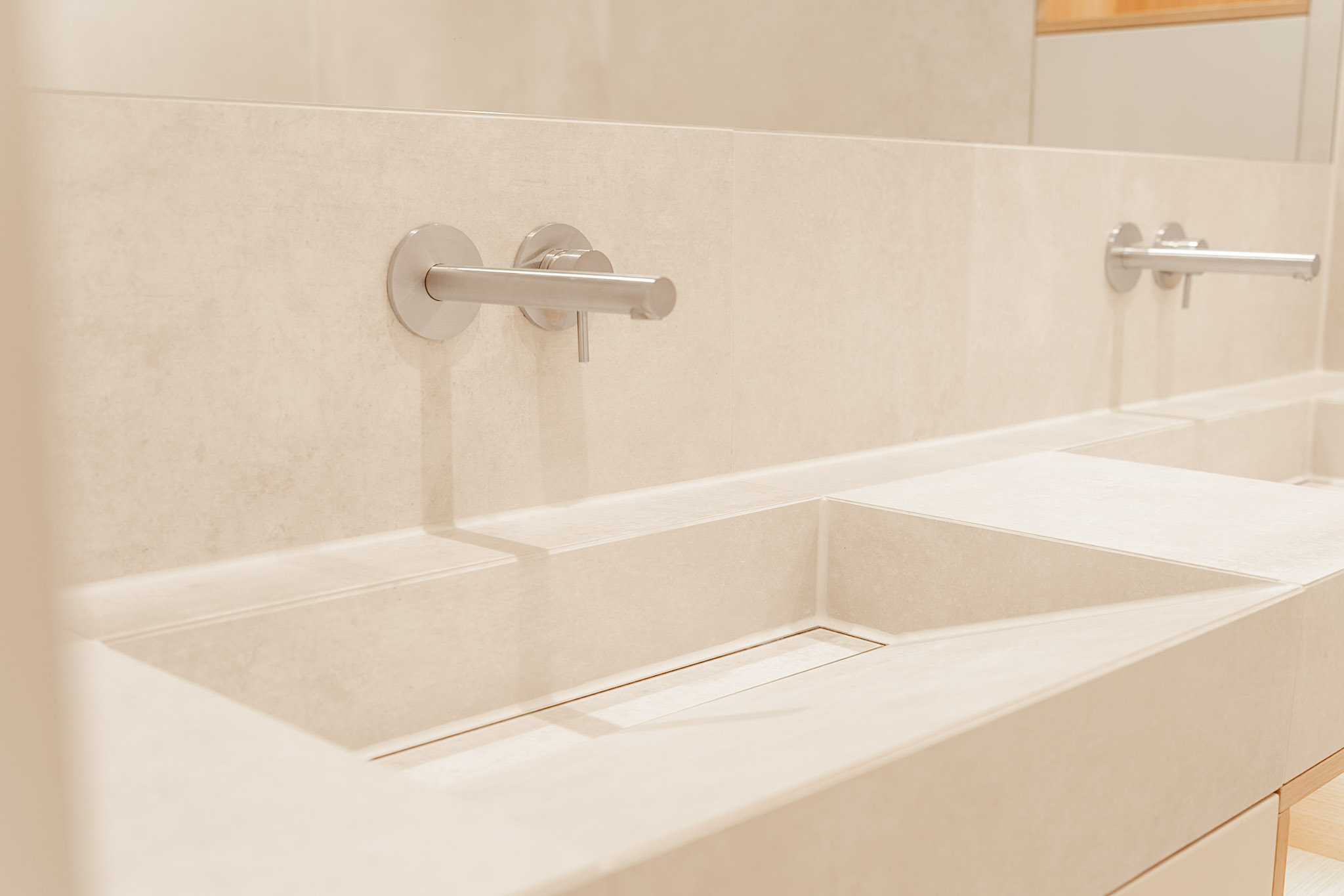 Hochwertige, moderne Baddetails