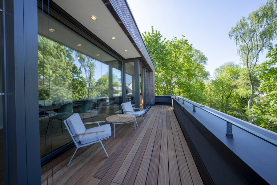 Große Südterrasse