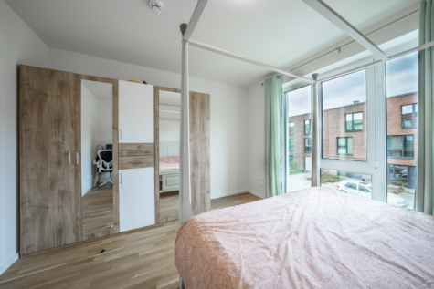 Schlafzimmer (2)
