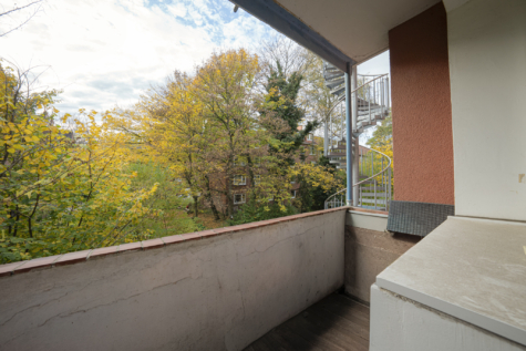 Balkon mit Ausblick ins Grüne