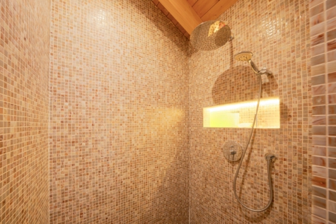 Regendusche im Obergeschoss