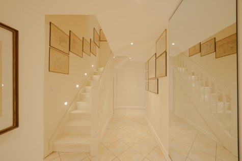 Flurbereich mit Treppenaufgang