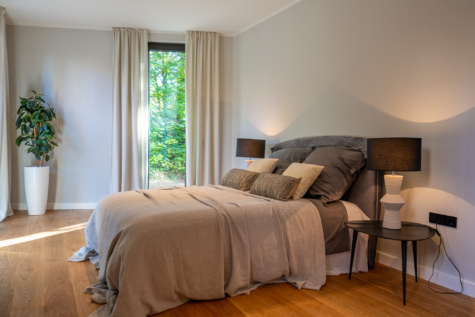 Schlafzimmer 1