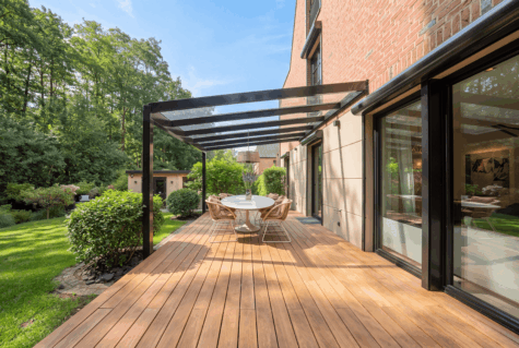 Garten mit Terrasse